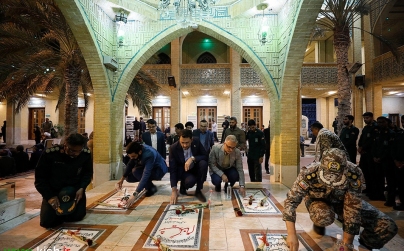 غبارروبی مزار شهدای گمنام کیش به مناسبت سالروز تشکیل سپاه حفاظت هواپیمایی